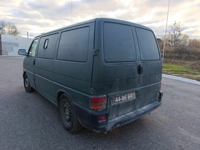Зелений Фольксваген Transporter, об'ємом двигуна 2.5 л та пробігом 833 тис. км за 2200 $, фото 5 на Automoto.ua