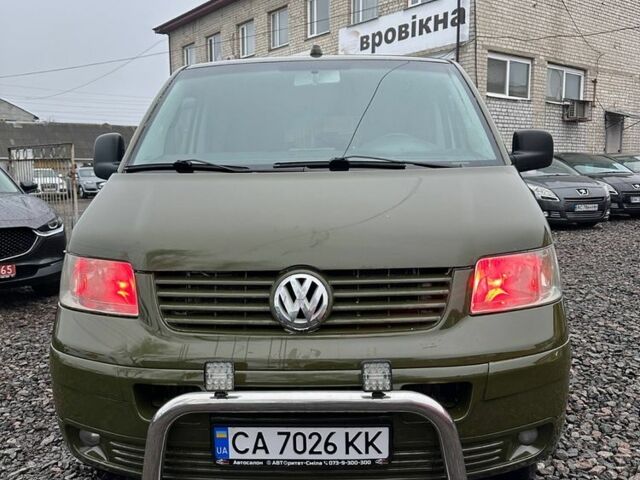 Зелений Фольксваген Transporter, об'ємом двигуна 2.5 л та пробігом 327 тис. км за 7300 $, фото 4 на Automoto.ua