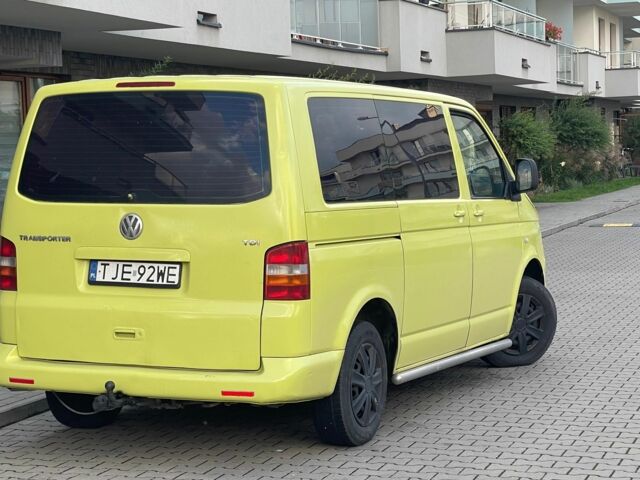 Зелений Фольксваген Transporter, об'ємом двигуна 1.9 л та пробігом 350 тис. км за 4487 $, фото 5 на Automoto.ua