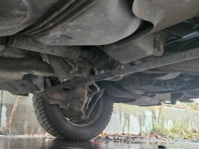 Зелений Фольксваген Transporter, об'ємом двигуна 2.5 л та пробігом 300 тис. км за 4600 $, фото 5 на Automoto.ua