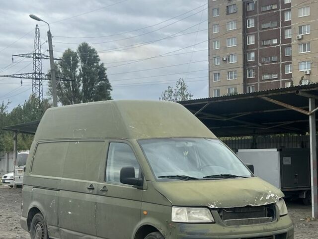 Зелений Фольксваген Transporter, об'ємом двигуна 2.5 л та пробігом 250 тис. км за 2470 $, фото 1 на Automoto.ua