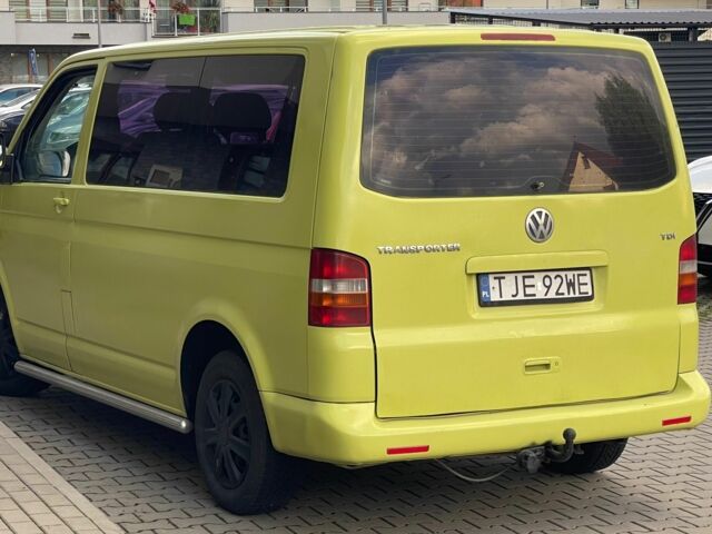 Зелений Фольксваген Transporter, об'ємом двигуна 1.9 л та пробігом 350 тис. км за 4487 $, фото 1 на Automoto.ua