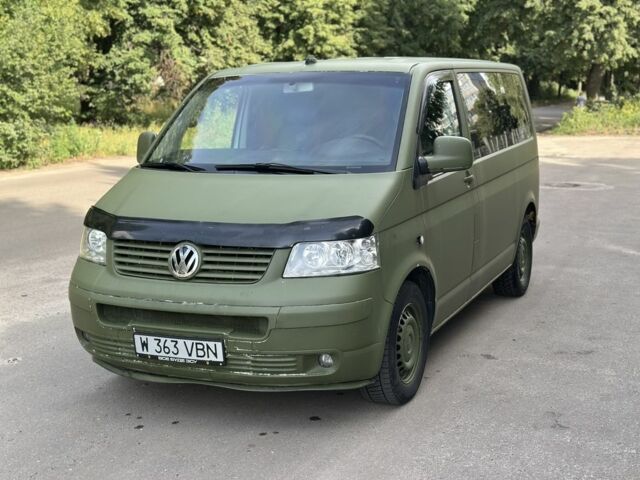 Зеленый Фольксваген Transporter, объемом двигателя 2.5 л и пробегом 400 тыс. км за 4900 $, фото 2 на Automoto.ua