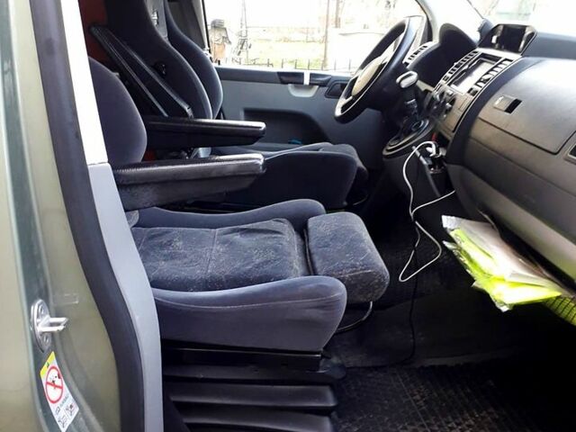 Зелений Фольксваген Transporter, об'ємом двигуна 2.5 л та пробігом 0 тис. км за 7500 $, фото 1 на Automoto.ua