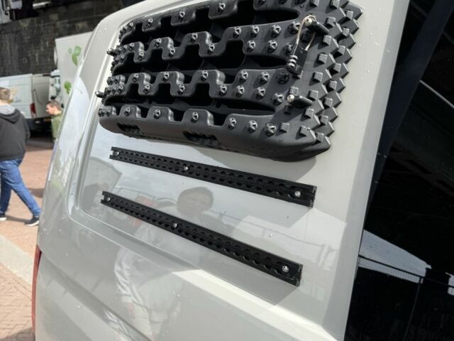 Зелений Фольксваген Transporter, об'ємом двигуна 2.5 л та пробігом 300 тис. км за 5228 $, фото 12 на Automoto.ua