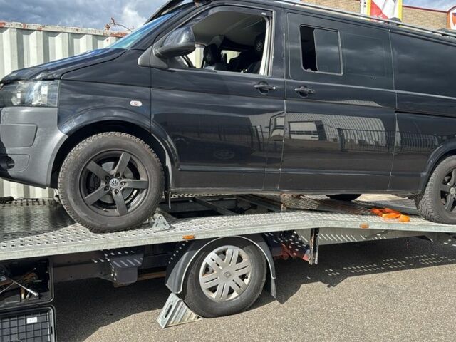 Зелений Фольксваген Transporter, об'ємом двигуна 2.5 л та пробігом 300 тис. км за 5228 $, фото 11 на Automoto.ua