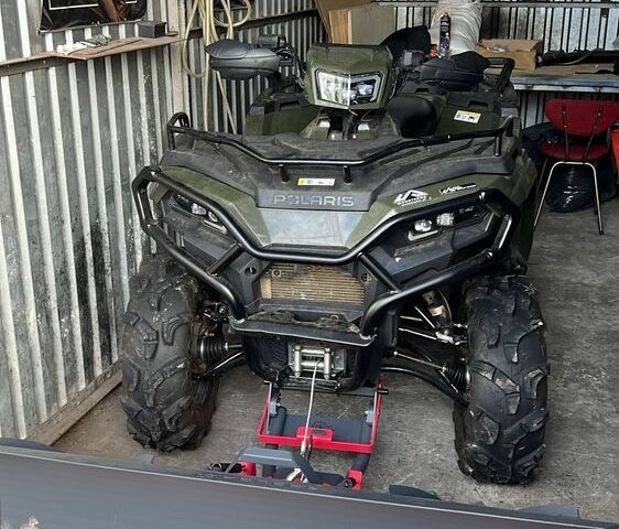 Зелений Фольксваген Transporter, об'ємом двигуна 2.5 л та пробігом 300 тис. км за 5228 $, фото 14 на Automoto.ua