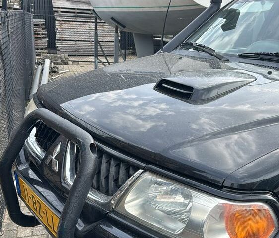 Зелений Фольксваген Transporter, об'ємом двигуна 2.5 л та пробігом 300 тис. км за 5228 $, фото 10 на Automoto.ua