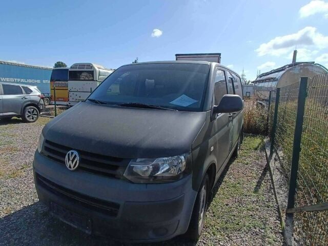 Зелений Фольксваген Transporter, об'ємом двигуна 2 л та пробігом 164 тис. км за 6900 $, фото 11 на Automoto.ua