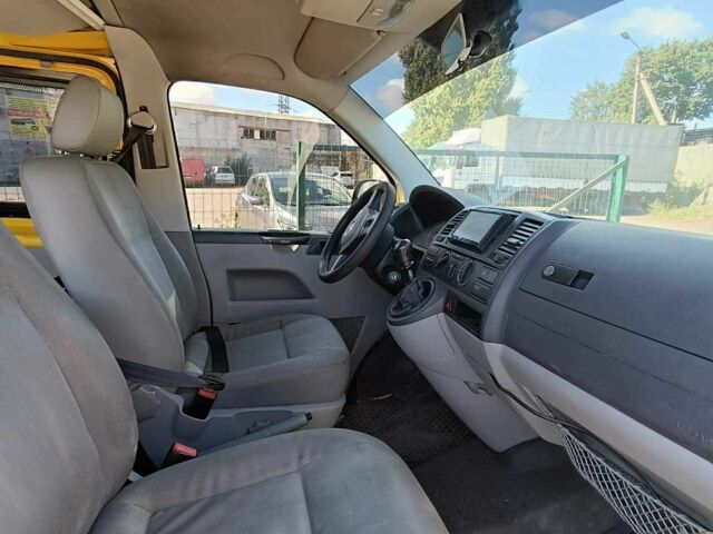 Зелений Фольксваген Transporter, об'ємом двигуна 2 л та пробігом 164 тис. км за 6900 $, фото 1 на Automoto.ua