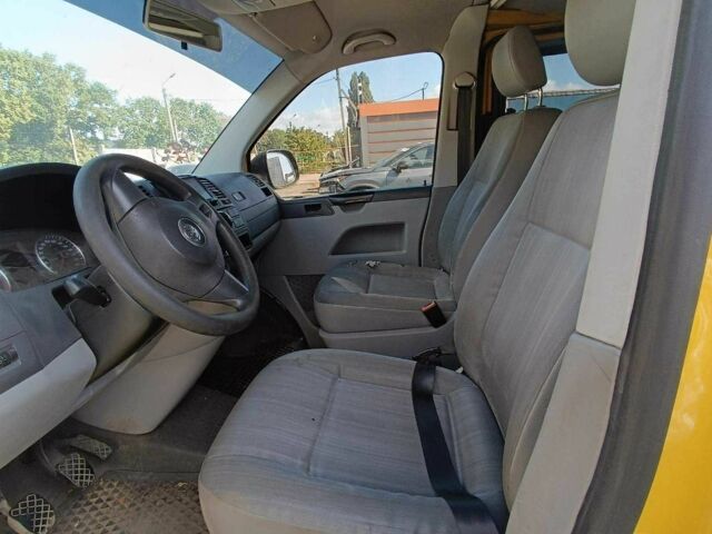 Зелений Фольксваген Transporter, об'ємом двигуна 2 л та пробігом 164 тис. км за 6900 $, фото 5 на Automoto.ua