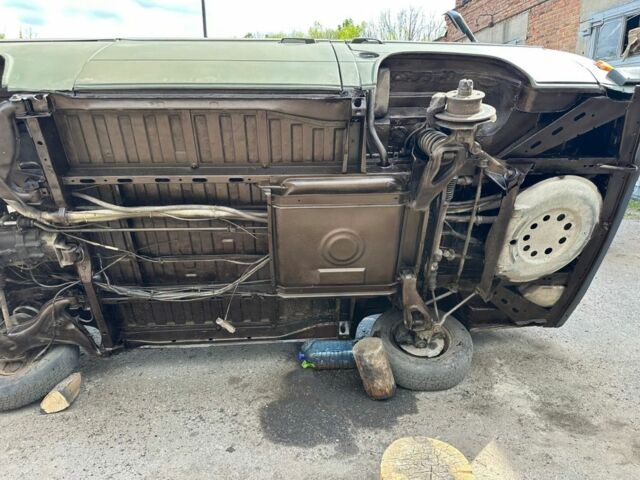 Зелений Фольксваген Transporter, об'ємом двигуна 1.9 л та пробігом 1 тис. км за 3500 $, фото 4 на Automoto.ua