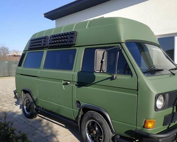 Зеленый Фольксваген Transporter, объемом двигателя 1.6 л и пробегом 220 тыс. км за 12900 $, фото 2 на Automoto.ua