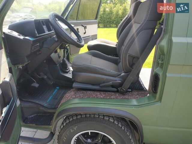 Зеленый Фольксваген Transporter, объемом двигателя 1.6 л и пробегом 220 тыс. км за 12900 $, фото 30 на Automoto.ua