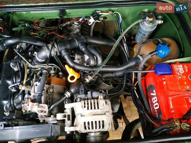 Зеленый Фольксваген Transporter, объемом двигателя 1.6 л и пробегом 220 тыс. км за 12900 $, фото 45 на Automoto.ua