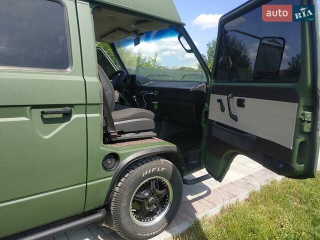 Зеленый Фольксваген Transporter, объемом двигателя 1.6 л и пробегом 220 тыс. км за 12900 $, фото 11 на Automoto.ua