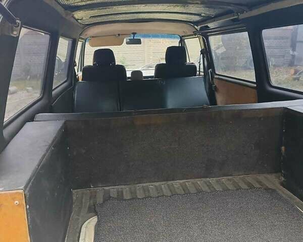 Зеленый Фольксваген Transporter, объемом двигателя 1.6 л и пробегом 368 тыс. км за 2150 $, фото 17 на Automoto.ua