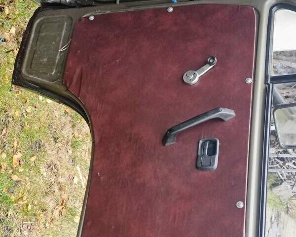 Зеленый Фольксваген Transporter, объемом двигателя 1.6 л и пробегом 368 тыс. км за 2150 $, фото 10 на Automoto.ua