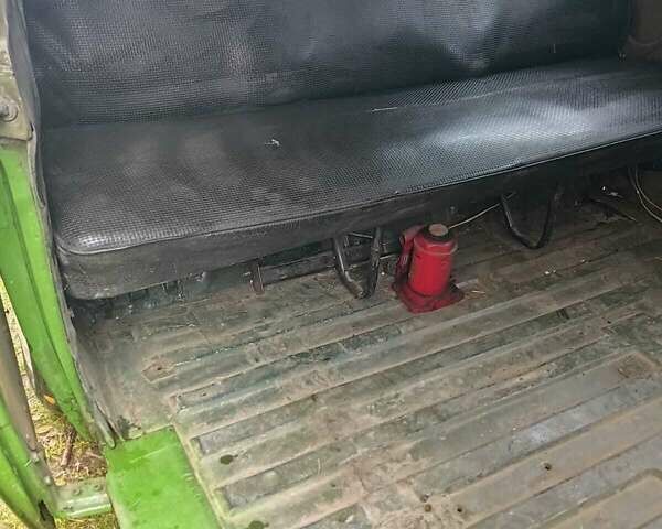 Зеленый Фольксваген Transporter, объемом двигателя 1.6 л и пробегом 368 тыс. км за 2150 $, фото 13 на Automoto.ua