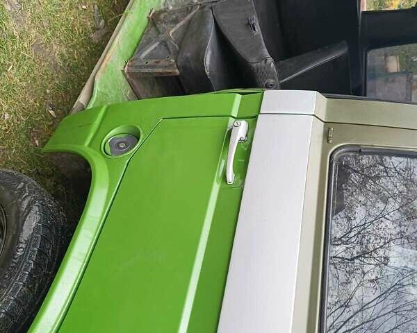 Зеленый Фольксваген Transporter, объемом двигателя 1.6 л и пробегом 368 тыс. км за 2150 $, фото 14 на Automoto.ua