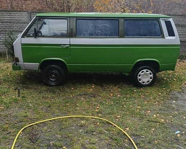 Зеленый Фольксваген Transporter, объемом двигателя 1.6 л и пробегом 368 тыс. км за 2150 $, фото 1 на Automoto.ua