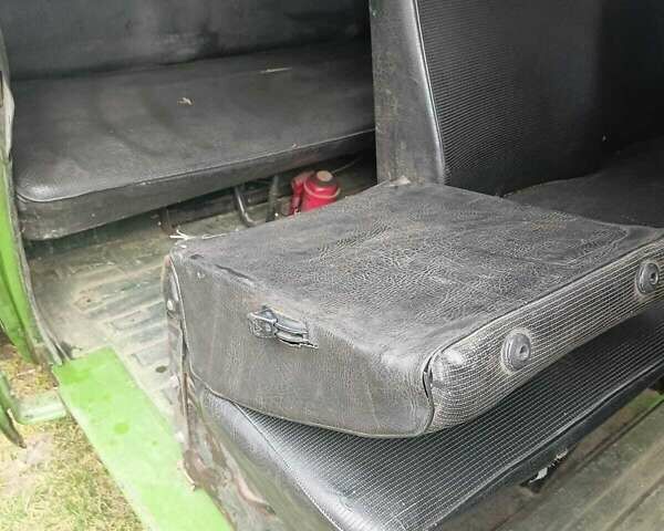 Зеленый Фольксваген Transporter, объемом двигателя 1.6 л и пробегом 368 тыс. км за 2150 $, фото 15 на Automoto.ua