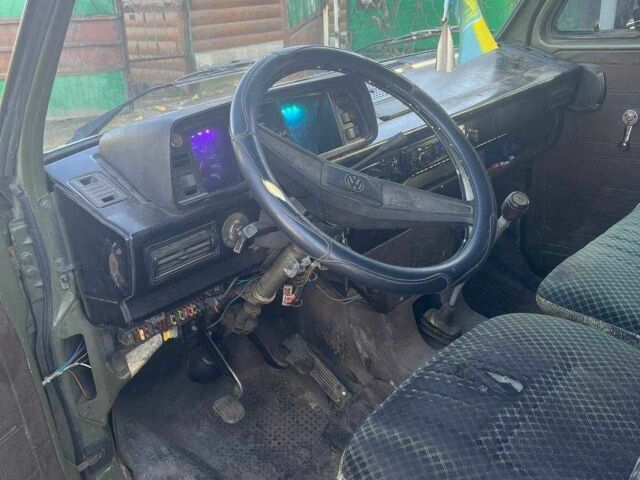 Зеленый Фольксваген Transporter, объемом двигателя 1.6 л и пробегом 426 тыс. км за 2600 $, фото 9 на Automoto.ua