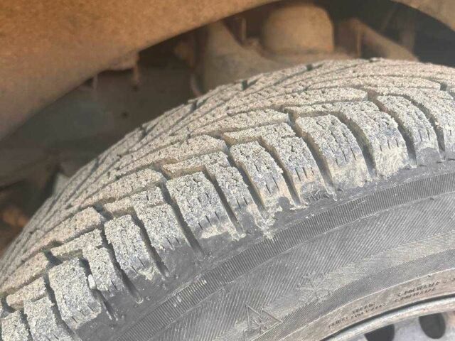 Зеленый Фольксваген Transporter, объемом двигателя 1.6 л и пробегом 426 тыс. км за 2600 $, фото 12 на Automoto.ua