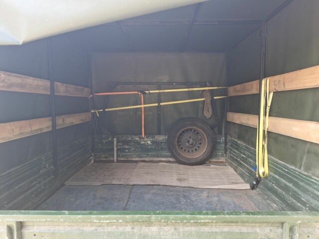 Зеленый Фольксваген Transporter, объемом двигателя 1.9 л и пробегом 331 тыс. км за 3200 $, фото 11 на Automoto.ua