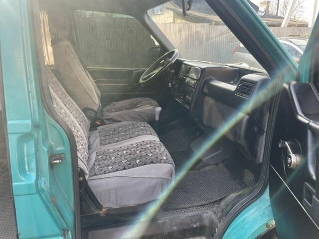 Зеленый Фольксваген Transporter, объемом двигателя 1.9 л и пробегом 398 тыс. км за 2700 $, фото 6 на Automoto.ua