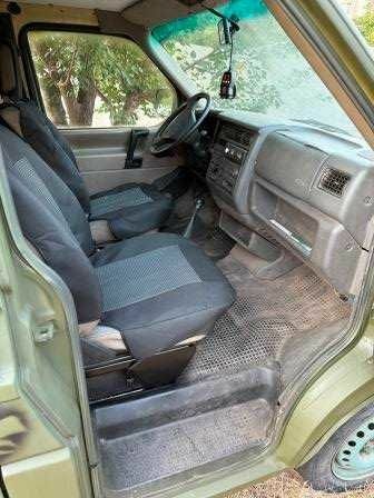 Зелений Фольксваген Transporter, об'ємом двигуна 2.4 л та пробігом 324 тис. км за 3800 $, фото 5 на Automoto.ua