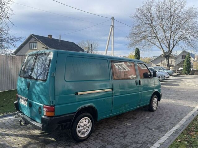 Зеленый Фольксваген Transporter, объемом двигателя 1.9 л и пробегом 398 тыс. км за 2700 $, фото 4 на Automoto.ua