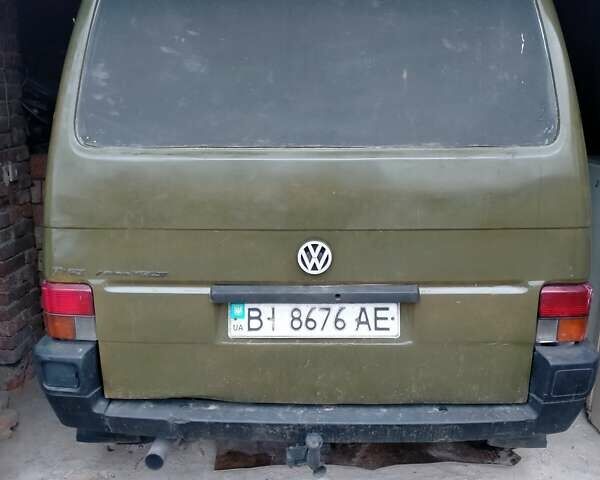 Зеленый Фольксваген Transporter, объемом двигателя 1.9 л и пробегом 250 тыс. км за 3086 $, фото 2 на Automoto.ua