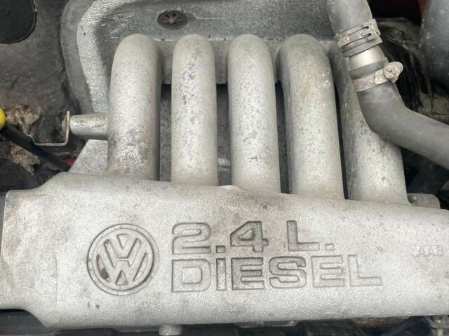 Зеленый Фольксваген Transporter, объемом двигателя 2.4 л и пробегом 240 тыс. км за 3600 $, фото 5 на Automoto.ua