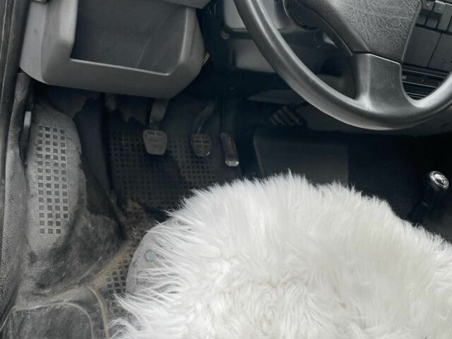 Зеленый Фольксваген Transporter, объемом двигателя 2.4 л и пробегом 240 тыс. км за 3600 $, фото 6 на Automoto.ua