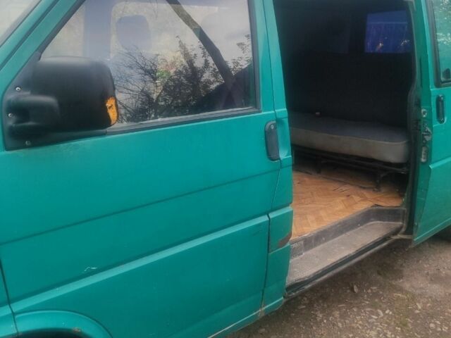 Зеленый Фольксваген Transporter, объемом двигателя 0 л и пробегом 370 тыс. км за 2300 $, фото 11 на Automoto.ua