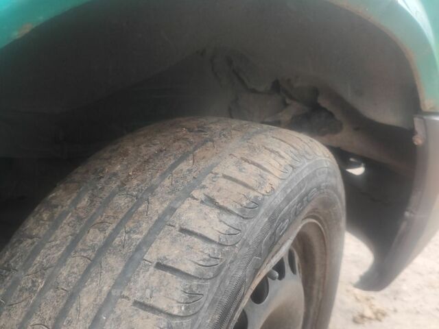 Зеленый Фольксваген Transporter, объемом двигателя 0 л и пробегом 370 тыс. км за 2300 $, фото 7 на Automoto.ua