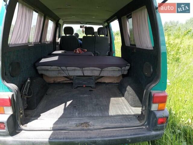 Зелений Фольксваген Transporter, об'ємом двигуна 1.9 л та пробігом 320 тис. км за 6800 $, фото 9 на Automoto.ua