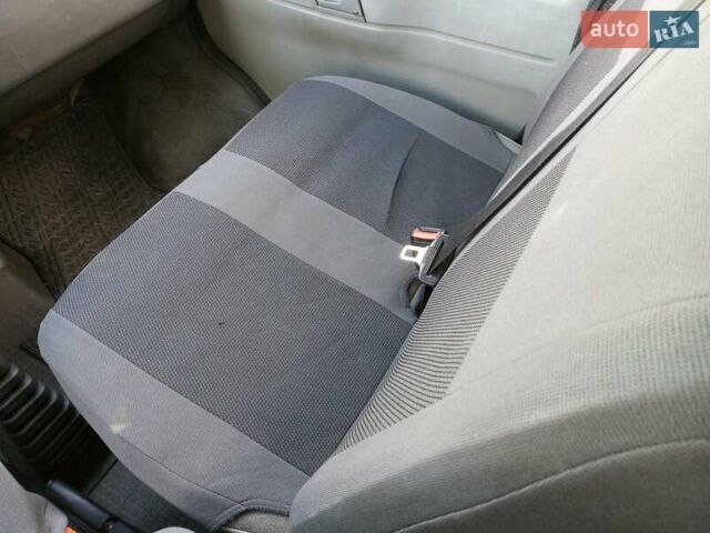 Зелений Фольксваген Transporter, об'ємом двигуна 1.9 л та пробігом 320 тис. км за 6800 $, фото 1 на Automoto.ua