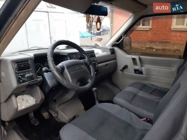 Зелений Фольксваген Transporter, об'ємом двигуна 2.4 л та пробігом 445 тис. км за 5500 $, фото 3 на Automoto.ua