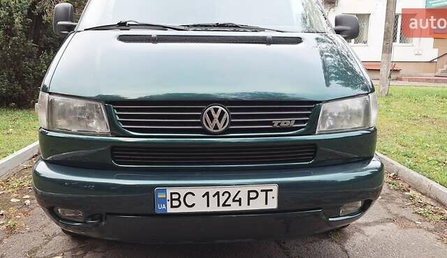 Зелений Фольксваген Transporter, об'ємом двигуна 2.5 л та пробігом 389 тис. км за 7000 $, фото 1 на Automoto.ua
