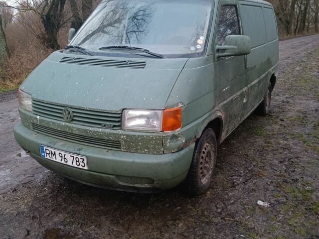 Зеленый Фольксваген Transporter, объемом двигателя 0 л и пробегом 300 тыс. км за 2200 $, фото 3 на Automoto.ua