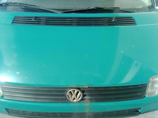 Зеленый Фольксваген Transporter, объемом двигателя 2.5 л и пробегом 670 тыс. км за 3886 $, фото 1 на Automoto.ua