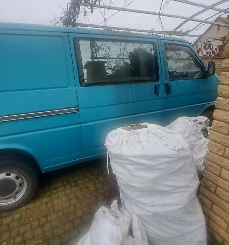 Зеленый Фольксваген Transporter, объемом двигателя 0 л и пробегом 350 тыс. км за 4200 $, фото 1 на Automoto.ua