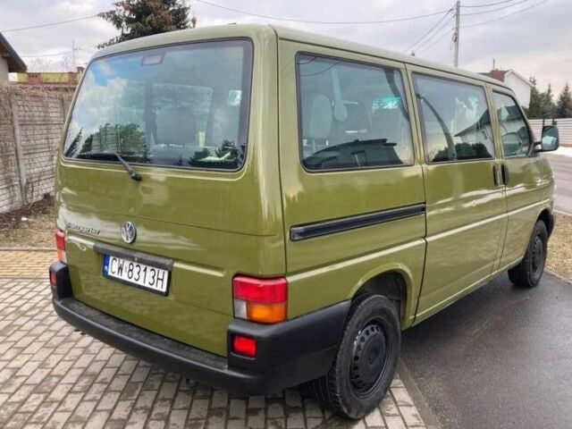 Зеленый Фольксваген Transporter, объемом двигателя 2.5 л и пробегом 275 тыс. км за 2750 $, фото 3 на Automoto.ua