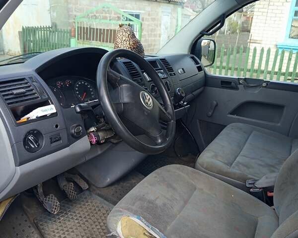 Зеленый Фольксваген Transporter, объемом двигателя 1.9 л и пробегом 455 тыс. км за 3200 $, фото 7 на Automoto.ua