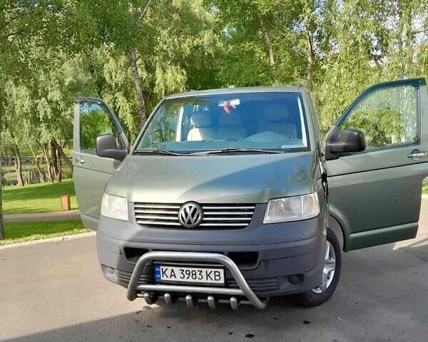 Зелений Фольксваген Transporter, об'ємом двигуна 2.5 л та пробігом 545 тис. км за 8500 $, фото 1 на Automoto.ua