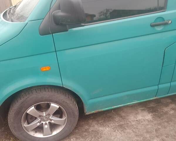 Зелений Фольксваген Transporter, об'ємом двигуна 1.9 л та пробігом 320 тис. км за 7200 $, фото 2 на Automoto.ua