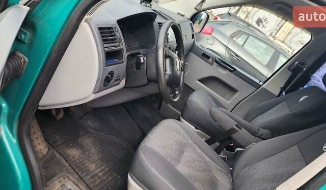 Зеленый Фольксваген Transporter, объемом двигателя 1.9 л и пробегом 340 тыс. км за 9200 $, фото 2 на Automoto.ua