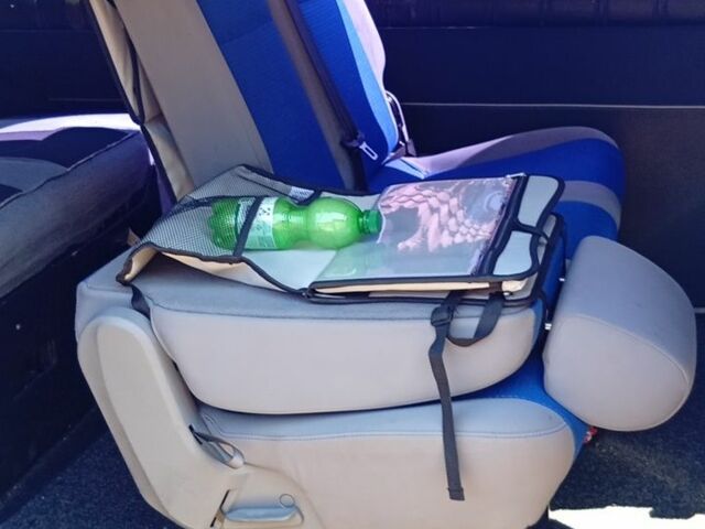 Зеленый Фольксваген Transporter, объемом двигателя 1.9 л и пробегом 390 тыс. км за 6000 $, фото 5 на Automoto.ua